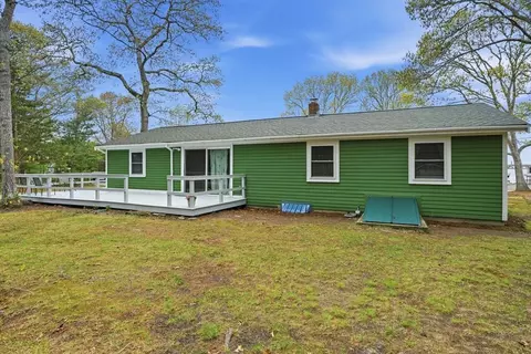 Exterior - 94 Edgewater Dr, Wareham, MA 02571 photo 2 of 4