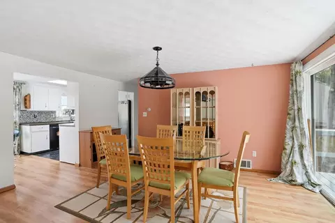 Dining - 94 Edgewater Dr, Wareham, MA 02571 photo 4 of 5