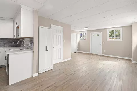 Living - 141 Prospect St #A, Gloucester, MA 01930 photo 3 of 4