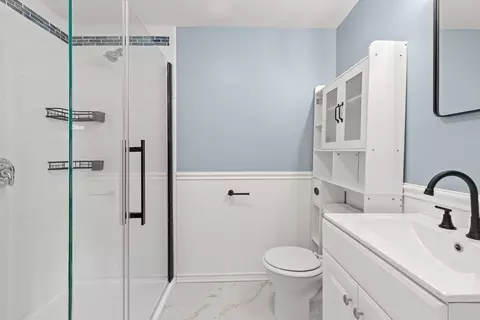 Bath - 141 Prospect St #A, Gloucester, MA 01930 photo 1 of 3