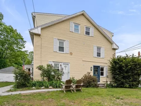 118 Village St #A, Medway, MA 02053