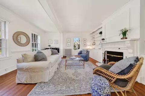 Living - 1154 Main St, Hingham, MA 02043 photo 1 of 3