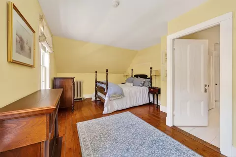 Bedroom - 1154 Main St, Hingham, MA 02043 photo 1 of 3