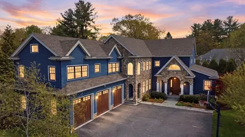 21 Fletcher Rd, Bedford, MA 01730