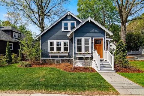 460 Baker St, West Roxbury, MA 02132