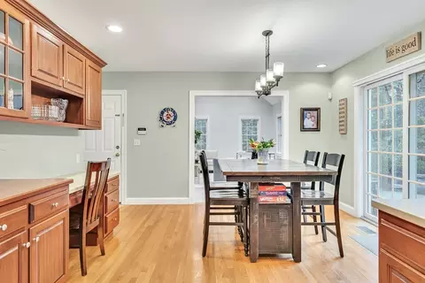 46 Holmes St, Needham, MA 02492 photo 10