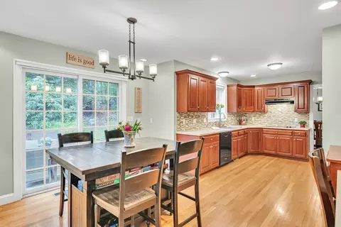 46 Holmes St, Needham, MA 02492 photo 9