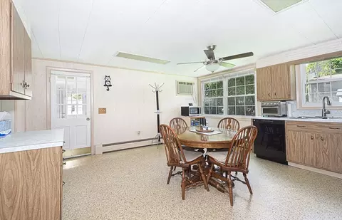 Kitchen - 70 Trinity Ave, Worcester, MA 01605 photo 2 of 6