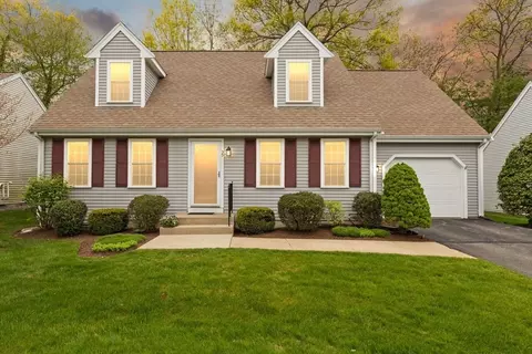 39 Brewster Rd, Stoughton, MA 02072