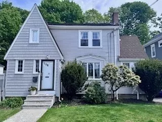 12 Palmer Ave, Saugus, MA 01906