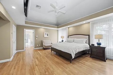 Bedroom - 29 Hammersmith Dr, Saugus, MA 01906 photo 2 of 5