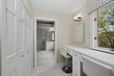 Bath - 29 Hammersmith Dr, Saugus, MA 01906 photo 2 of 7