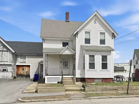 808 Grove St, Manchester, NH 03103