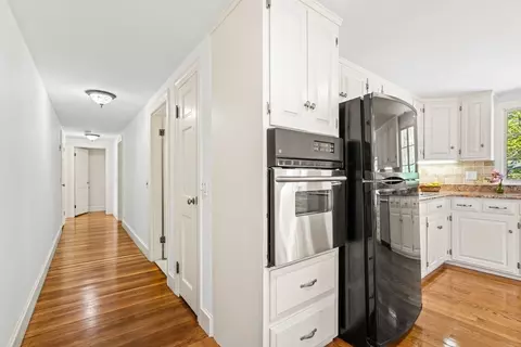 Entry Way - 53 Summer St, Danvers, MA 01923 photo 1 of 2