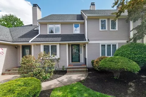 52 Jasper Ln #52, Randolph, MA 02368