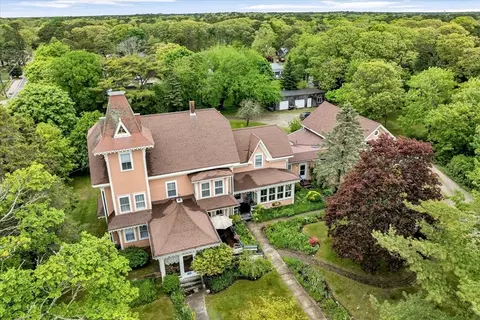 141 Division St, Harwich, MA 02671