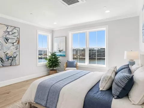 16 Franklin St #1501, Salem, MA 01970