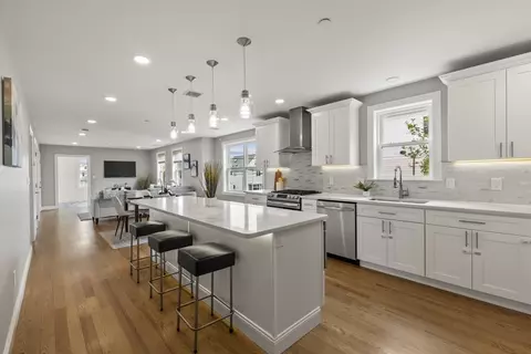 Kitchen - 170 Bradford St #2, Everett, MA 02149 photo 3 of 4
