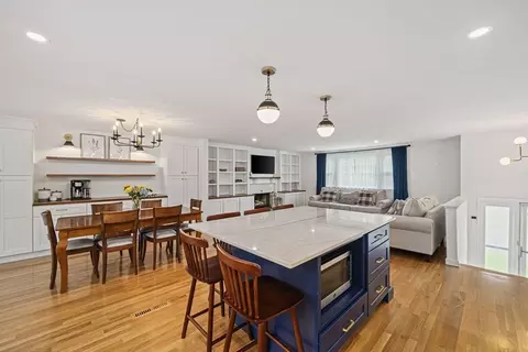 2 Casey St, Canton, MA 02021 photo 5