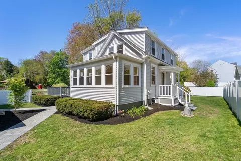 Exterior - 1360 Great Plain Ave, Needham, MA 02492 photo 2 of 4