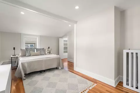 Bedroom - 1360 Great Plain Ave, Needham, MA 02492 photo 3 of 7