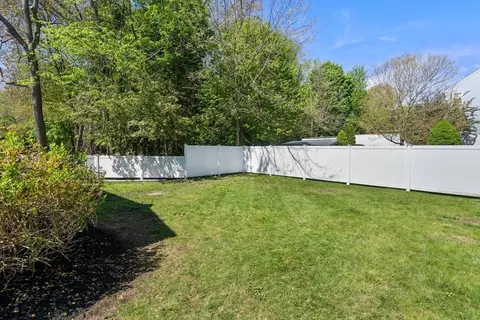 Exterior - 1360 Great Plain Ave, Needham, MA 02492 photo 3 of 4