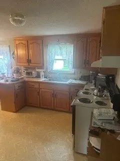 Kitchen - 44 Maebeth St, Springfield, MA 01119 photo 1 of 2