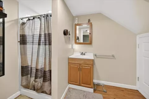 Bath - 8 Alsop St, Fall River, MA 02723 photo 3 of 4