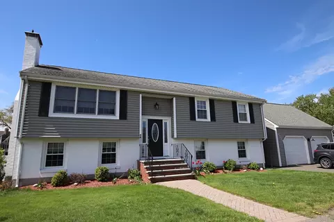 9 Carr Rd, Saugus, MA 01906 photo 2