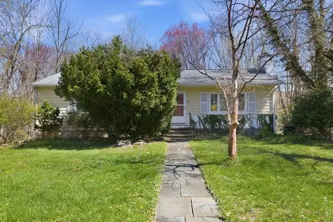 18 Wyman Rd, Lexington, MA 02420