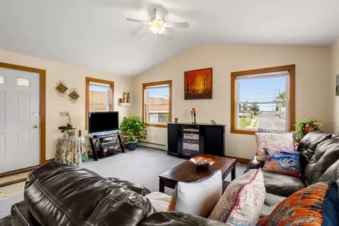Living - 34 Cable Ave, Salisbury, MA 01952 photo 1 of 2