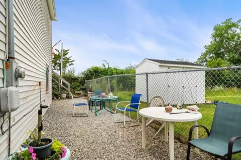 Exterior - 34 Cable Ave, Salisbury, MA 01952 photo 5 of 6