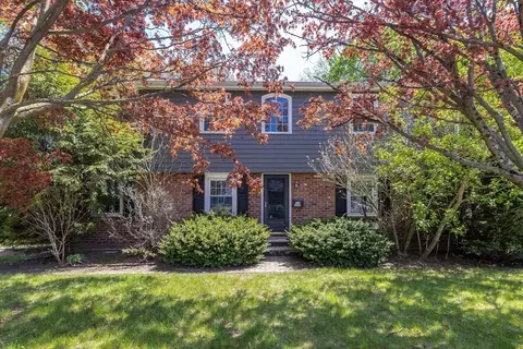 32 Smith Ave, Newton, MA 02465