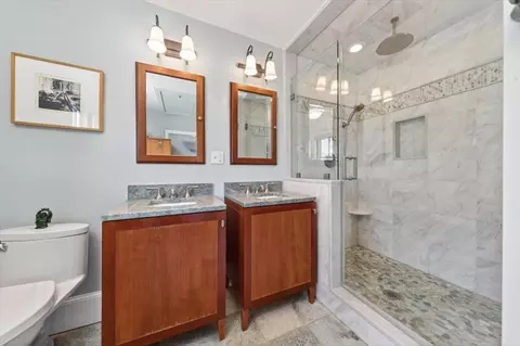 Bath - 18 Cottage St, Hingham, MA 02043 photo 2 of 3