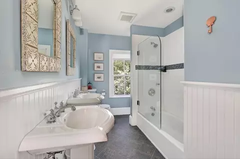 Bath - 18 Cottage St, Hingham, MA 02043 photo 3 of 3