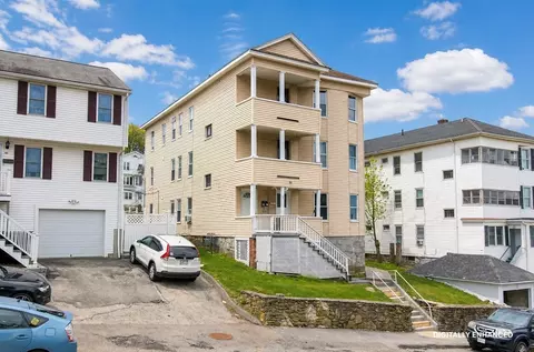10 Hillside St, Worcester, MA 01610
