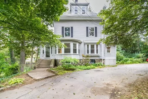 34 Jason St #1, Arlington, MA 02476
