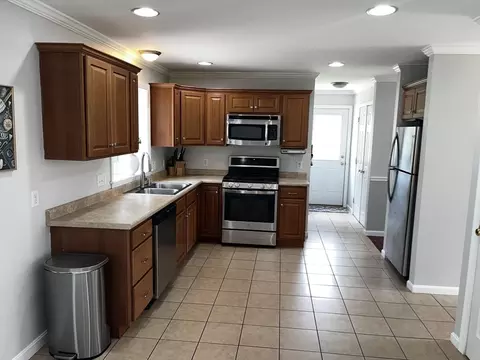 Kitchen - 2 Erick Rd, Mansfield, MA 02048 photo 2 of 4