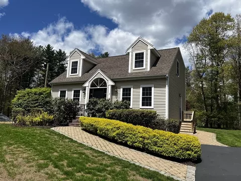 2 Erick Rd, Mansfield, MA 02048