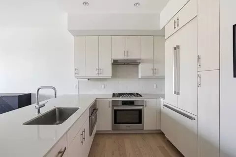 Kitchen - 10 Shipyard Dr #303, Hingham, MA 02043 photo 3 of 3