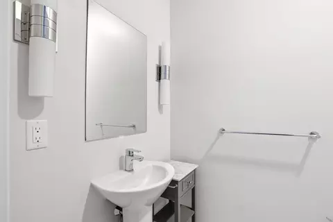 Bath - 10 Shipyard Dr #303, Hingham, MA 02043 photo 1 of 2