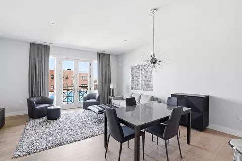 Dining - 10 Shipyard Dr #303, Hingham, MA 02043 photo 1 of 2