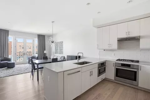 Kitchen - 10 Shipyard Dr #303, Hingham, MA 02043 photo 1 of 3