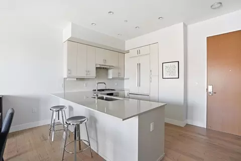 Kitchen - 10 Shipyard Dr #303, Hingham, MA 02043 photo 2 of 3