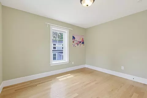 Bedroom - 1362 Great Plain Ave #1, Needham, MA 02492 photo 5 of 8