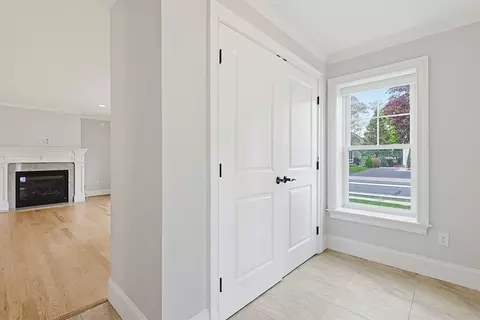 Entry Way - 1362 Great Plain Ave #1, Needham, MA 02492 photo 2 of 2