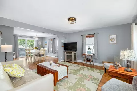 Living - 9 Alpine Ct, Gloucester, MA 01930 photo 1 of 1