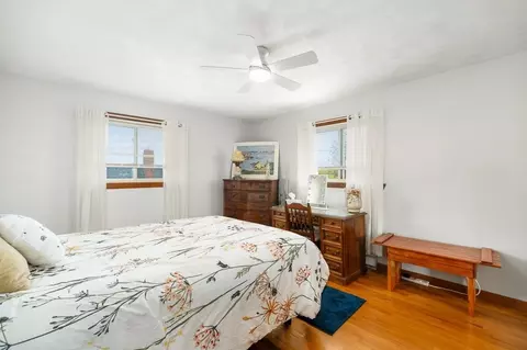 Bedroom - 9 Alpine Ct, Gloucester, MA 01930 photo 4 of 6