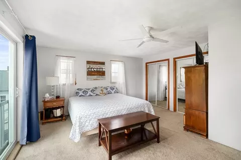 Bedroom - 9 Alpine Ct, Gloucester, MA 01930 photo 2 of 6