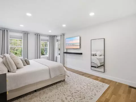 Bedroom - 1 Smith Rd, Sutton, MA 01590 photo 2 of 7